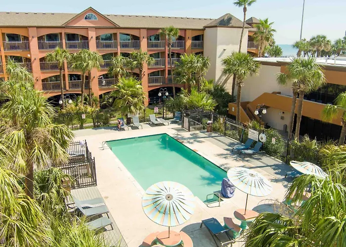 Beachfront Palms Hotel Galveston