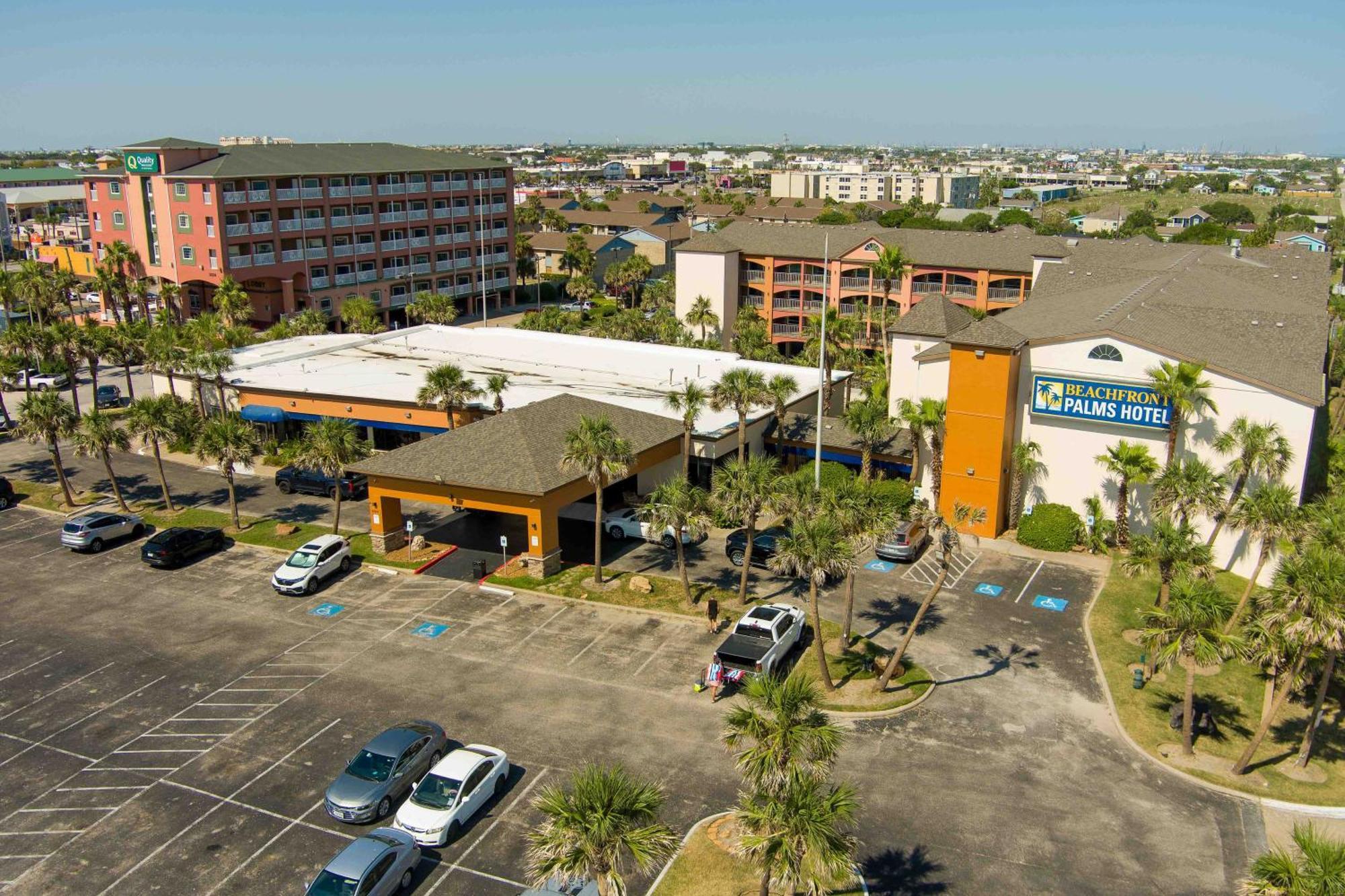 Beachfront Palms 3*